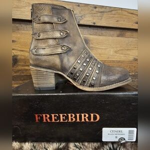 Freebird Women's Black Distressed Boots